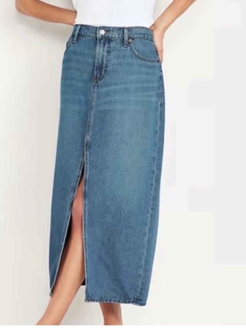 Denim skirt good condition
Used once